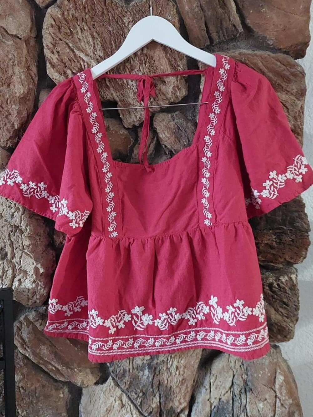 Old Navy Embroidered Peasant Blouse Red Square Neck Flutter Sleeve Boho Top - Si